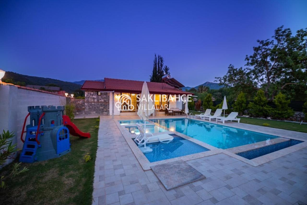 - Bahçe Villas